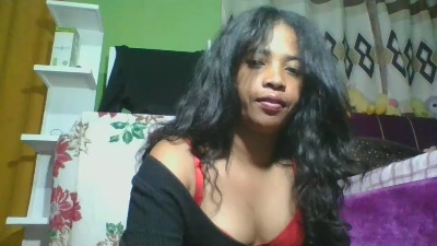Alyahkelly live cam on Cam4