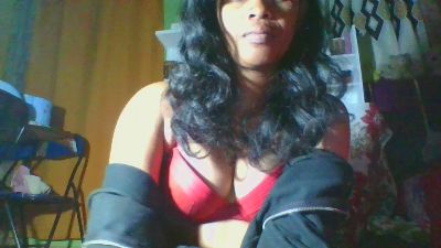 Alyahkelly live cam on Cam4