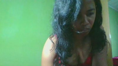 Alyahkelly live cam on Cam4