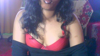 Alyahkelly live cam on Cam4