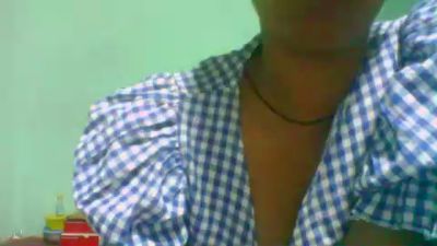 Alyahkelly live cam on Cam4