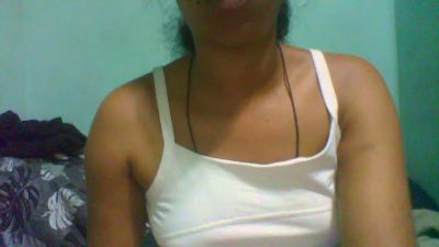Alyahkelly live cam on Cam4