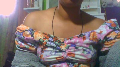 Alyahkelly live cam on Cam4