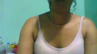 Alyahkelly live cam on Cam4