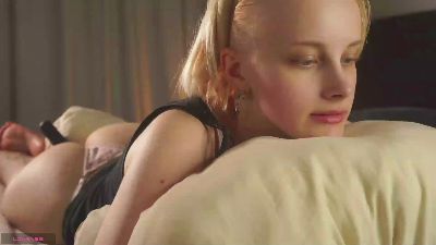 AlyceLelacheur live cam on Cam4