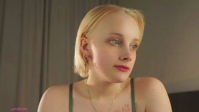 AlyceLelacheur live cam on Cam4