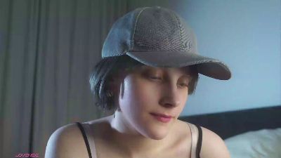 AlyceLelacheur live cam on Cam4
