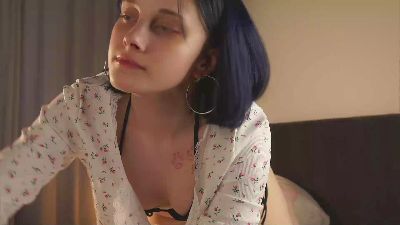 AlyceLelacheur live cam on Cam4