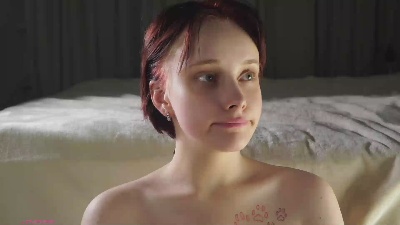 AlyceLelacheur live cam on Cam4