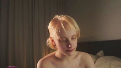 AlyceLelacheur live cam on Cam4