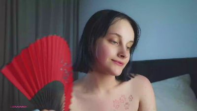 AlyceLelacheur live cam on Cam4