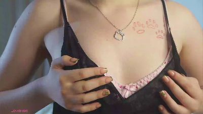 AlyceLelacheur live cam on Cam4