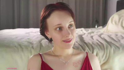 AlyceLelacheur live cam on Cam4