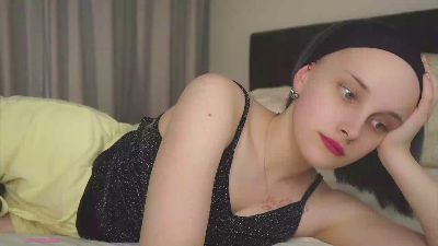 AlyceLelacheur live cam on Cam4