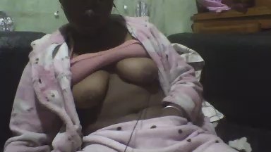 Alychia26 live cam on Cam4