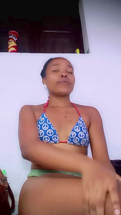 Alyciah live cam on Cam4