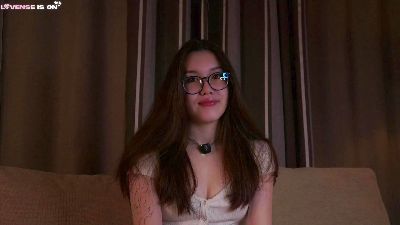 AlysaBatterton live cam on Cam4
