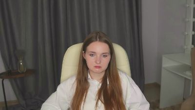 AlyseIalongo live cam on Cam4