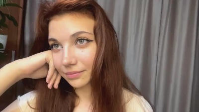 AlysiaTabisula live cam on Cam4
