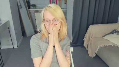 AlysonLindelof live cam on Cam4