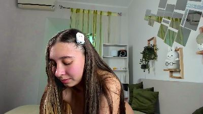 AlyssaPowell live cam on Cam4