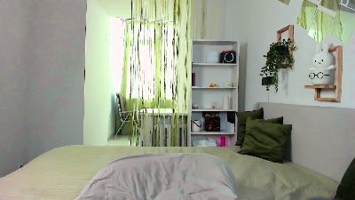 AlyssaPowell live cam on Cam4