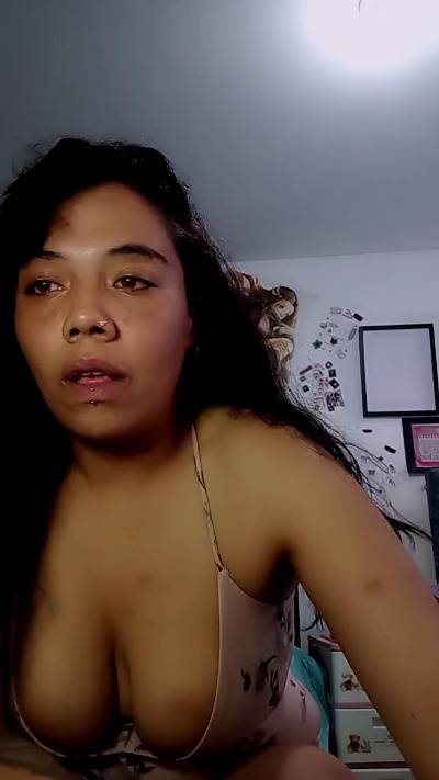 AmaJulia live cam on Cam4