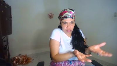 AmaJulia live cam on Cam4