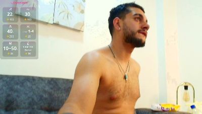 AmadeoWild_ live cam on Cam4