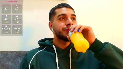 AmadeoWild_ live cam on Cam4