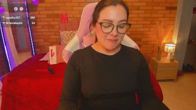 Amaia_Monet live cam on Cam4