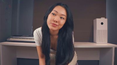AmaliaShurtliff live cam on Cam4