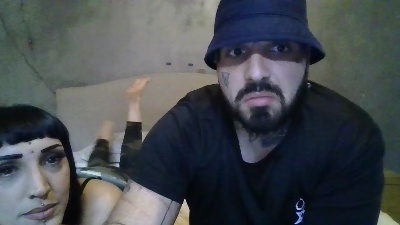 le modèle Amandakrueger est en webcam porno dans un show sur le site cam4, il possède les tags suivants: 