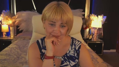 AmaraNights live cam on Cam4