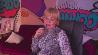 AmaraNights live cam on Cam4