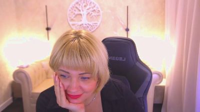 AmaraNights live cam on Cam4