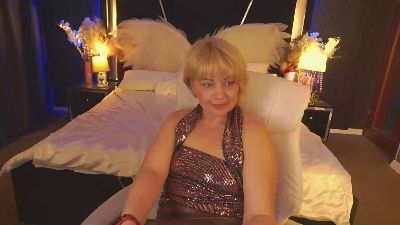 AmaraNights live cam on Cam4
