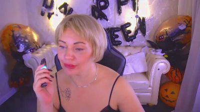 AmaraNights live cam on Cam4