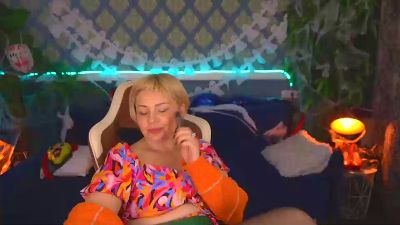 AmaraNights live cam on Cam4