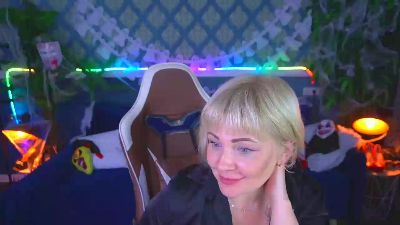 AmaraNights live cam on Cam4