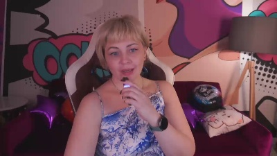 AmaraNights live cam on Cam4