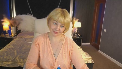 AmaraNights live cam on Cam4
