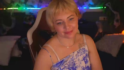AmaraNights live cam on Cam4