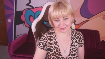 AmaraNights live cam on Cam4
