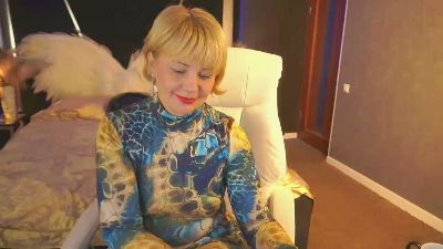 AmaraNights live cam on Cam4