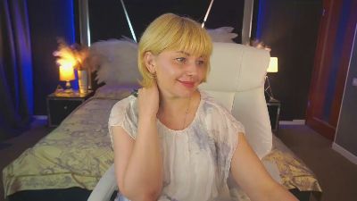 AmaraNights live cam on Cam4