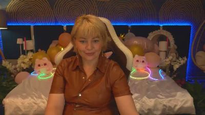 AmaraNights live cam on Cam4