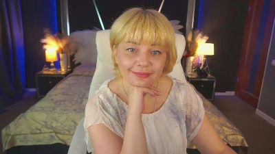 AmaraNights live cam on Cam4