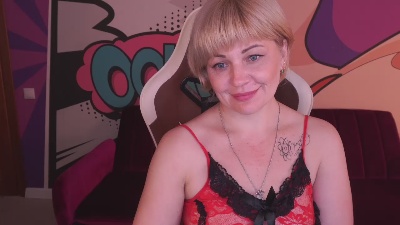 AmaraNights live cam on Cam4
