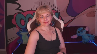 AmaraNights live cam on Cam4